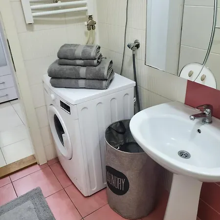 Relax Novi Sad-private Parking * Novi Sad
